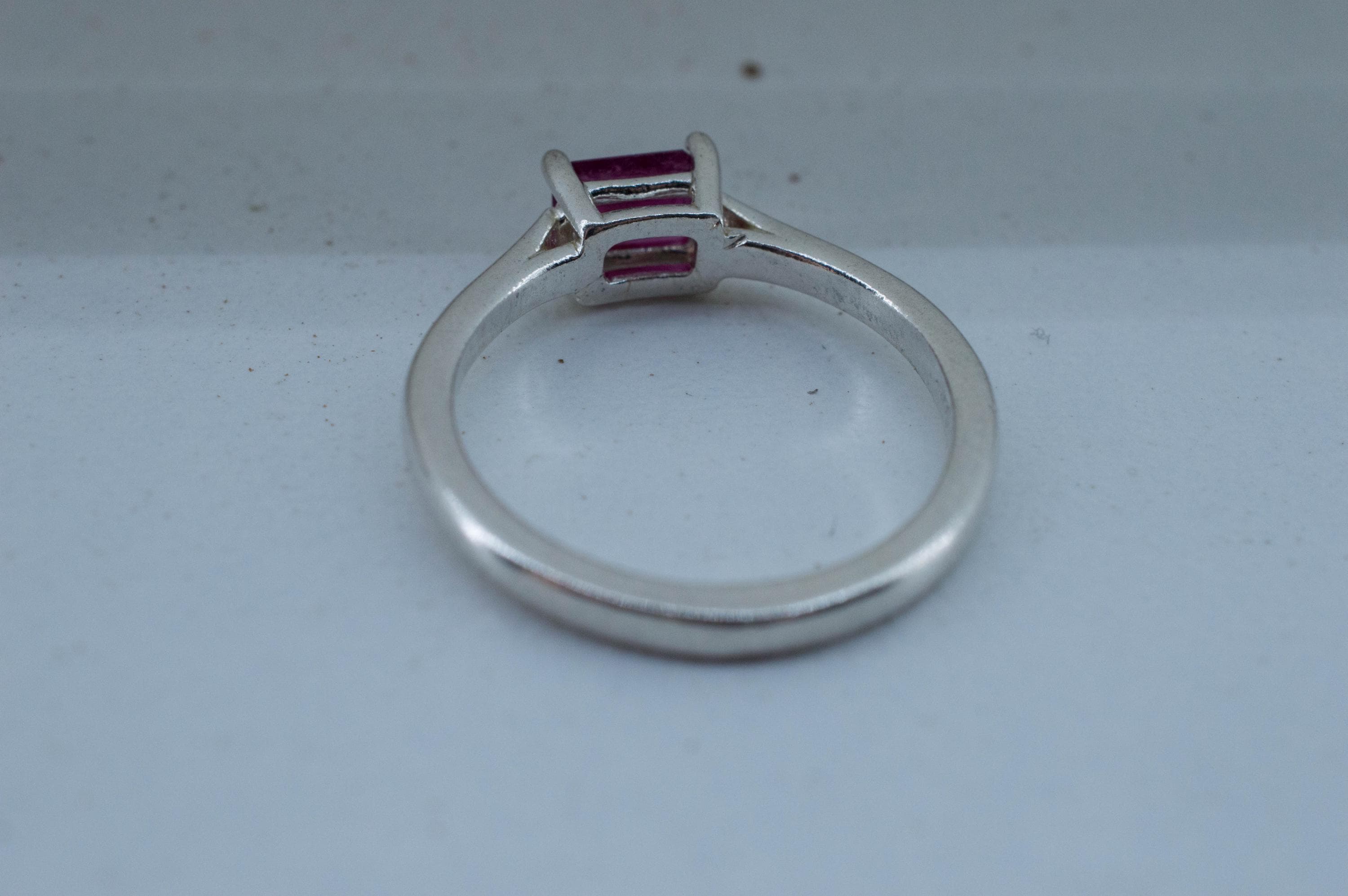 Red Beryl Ring; Natural Untreated USA Bixbite; 0.400cts - Etsy