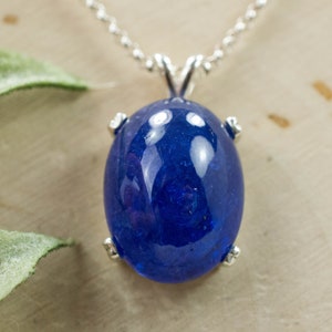Tanzanite Pendant; Natural Tanzanian Tanzanite; 23.120cts