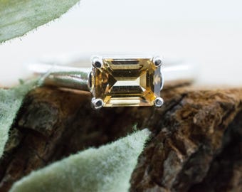Anillo de topacio imperial, topacio brasileño natural sin tratar; 1.000 cts