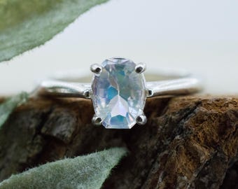 Rainbow Moonstone Ring, Natural Untreated Madagascar Moonstone; 0.820cts