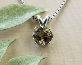 Smoky Quartz Pendant; Natural Untreated Brazil Smokey Quartz; 1.480cts