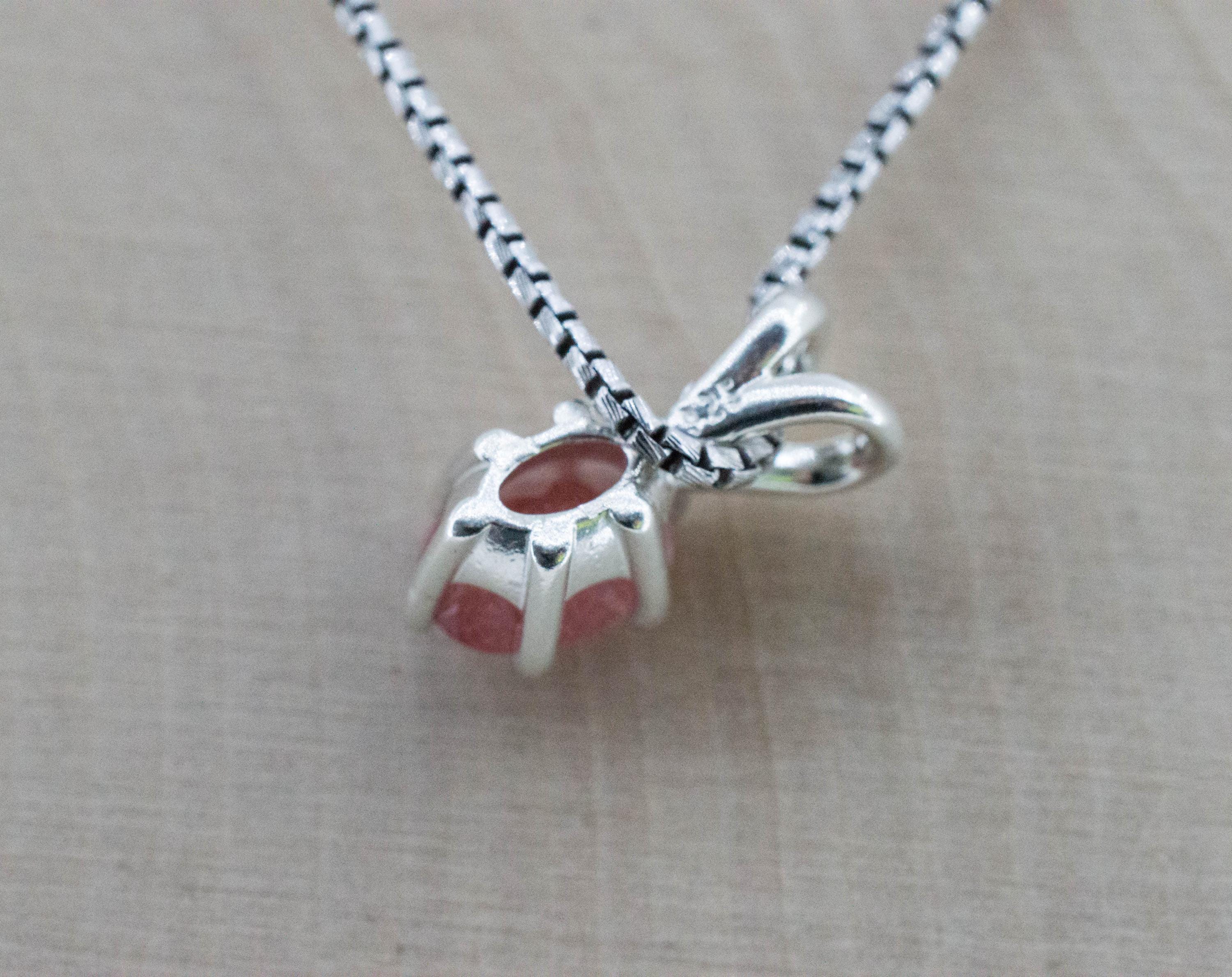 ストロベリークォーツペンダント；天然未処理メキシコ産ストロベリー