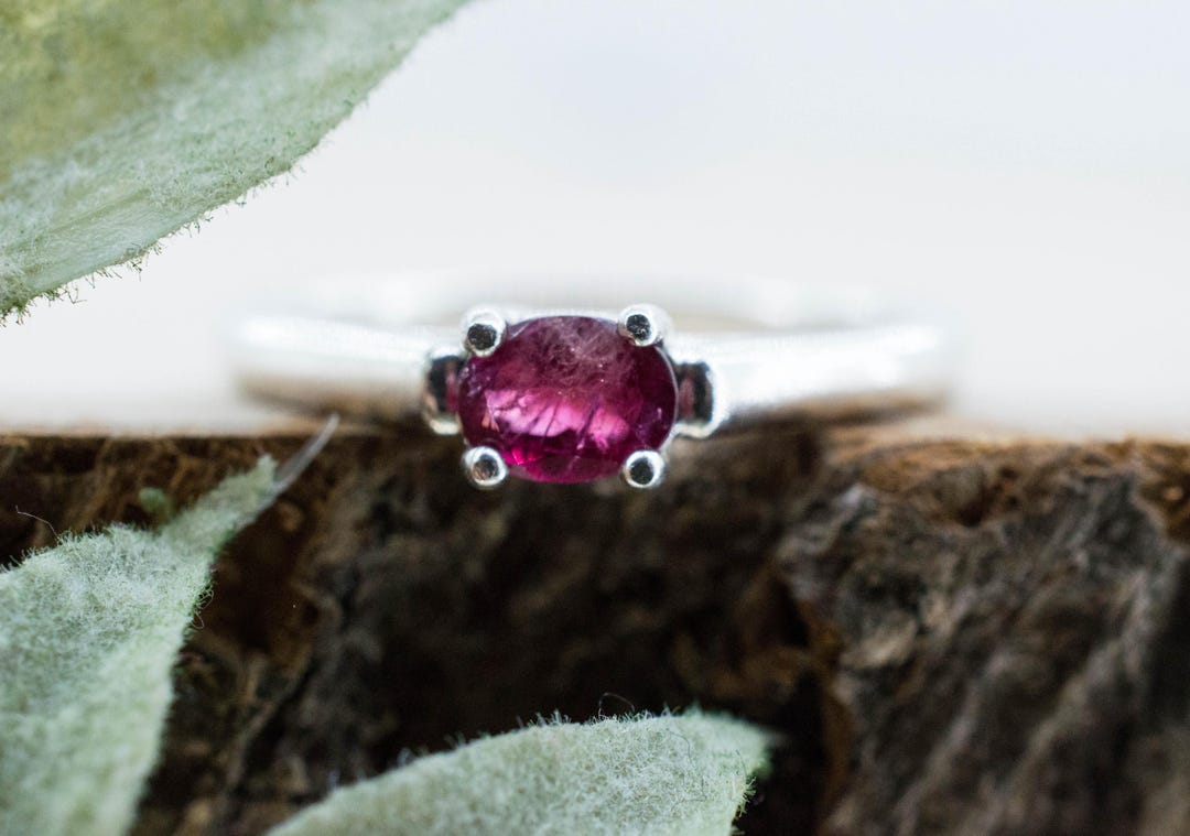 Red Beryl Ring; Natural Untreated USA Bixbite; 0.230cts - Etsy