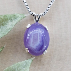 Purple Chalcedony Pendant; Natural Untreated Ethiopia Agate; 5.880cts