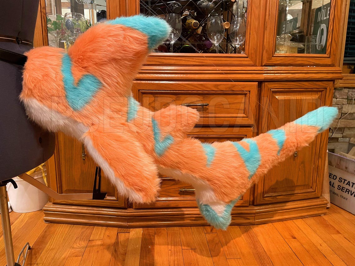 Upright Shark Tail