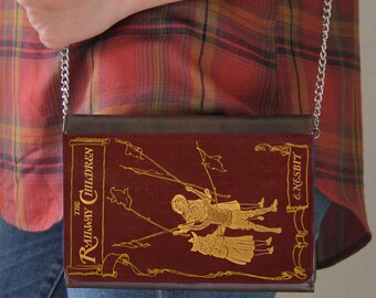 Sac à main en similicuir avec couverture de livre pour enfants The Railway