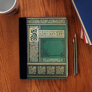 Quaderno con opere di Shakespeare, design di copertina vintage