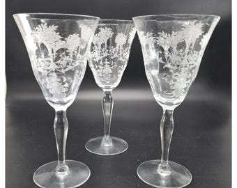 Vintage Morgantown Mayfair Etched Crystal Wine Glasses Set Of 3 Floral JJ3953