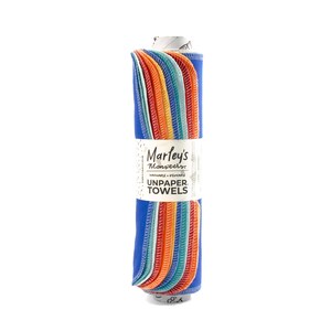Peut inclure: Un rouleau d'essuie-tout en tissu r&eacute;utilisables et color&eacute;s. Les serviettes sont faites d'un tissu lavable et durable. L'&eacute;tiquette indique "Marley's Monsters Unpaper Towels".