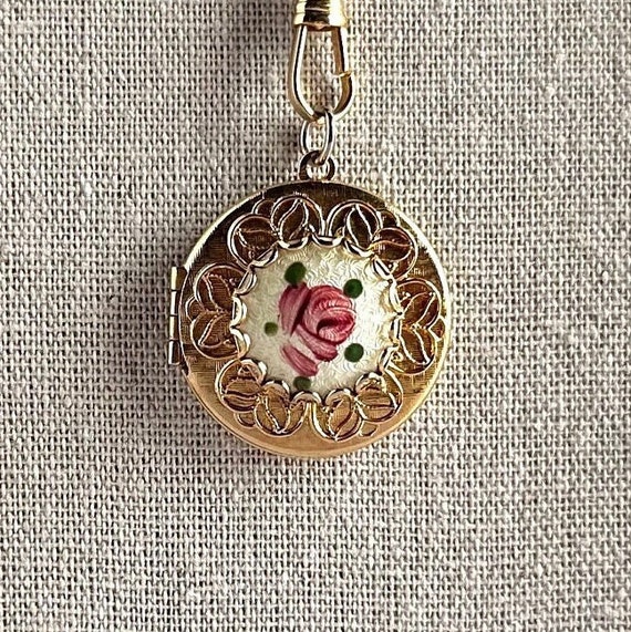 Vintage Rose Locket, Guilloche Gold Locket, Perfe… - image 3