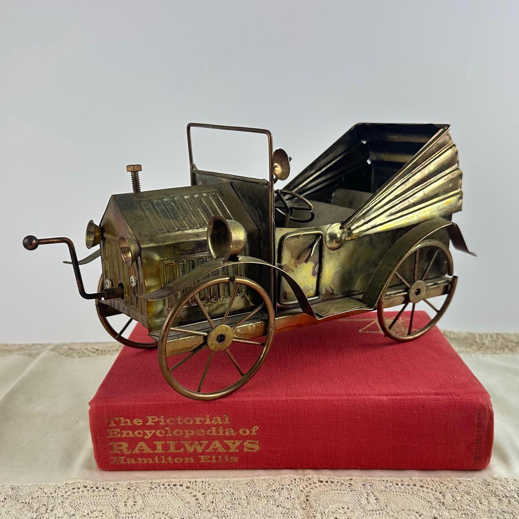 ビンテージカーオルゴール Metal Art Car Music Box - Etsy