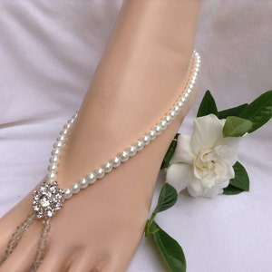 Wedding Barefoot Sandal White Pearl Foot Jewelry Wedding Barefoot Sandals, Beach Wedding, Swarovski