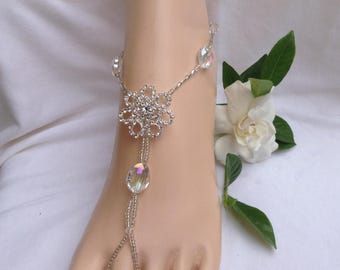 Sandalias descalzas con joyería nupcial, tobillera plateada con pedrería, boda en la playa, joyería nupcial, accesorios de boda para pies descalzos