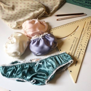 Gelatini. Soft silk satin mid-rise knickers in various colours