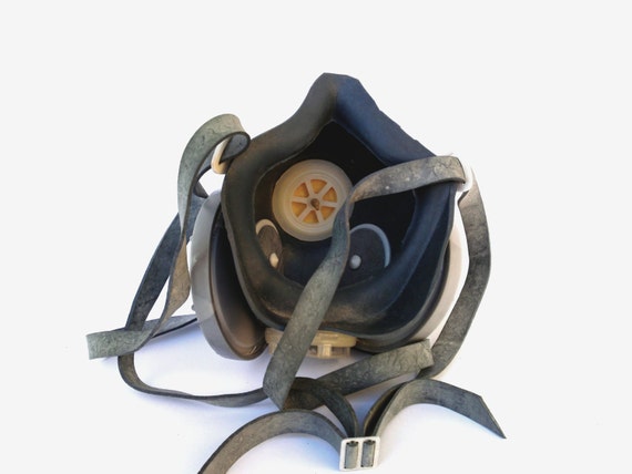 Vintage respirator dust mask industrial gas mask … - image 4