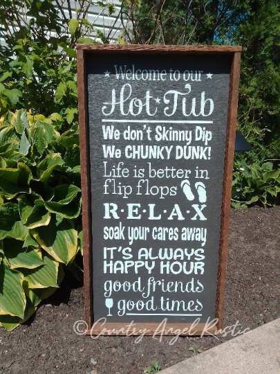 Bienvenido al HOT TUB letrero de madera rústica | Etsy