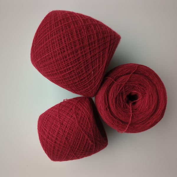 CLASSIC RED 100% Cashmere 2750 yards recycled yarn