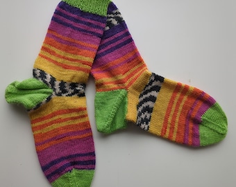 MEDIUM size AVRAGE wide HIGH Arch ready to wear hand knit socks (40)