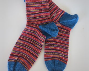 Men LARGE size AVRAGE wide HIGH Arch ready to wear hand knit socks (44)