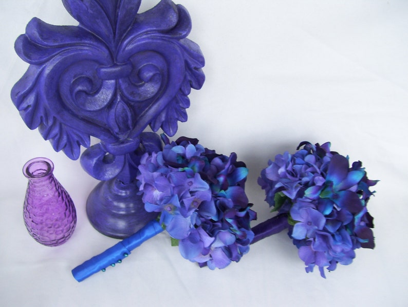 Noelle/'s Bridesmaids Bouquets,Purple Hydrangeas,Blue Violet CA Orchids,Royal Blue or Purple Handles