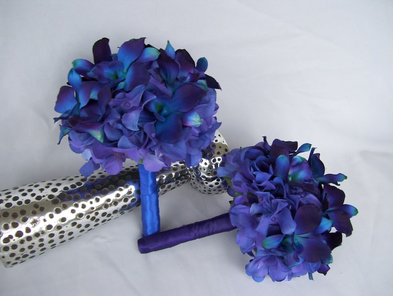 Noelle/'s Bridesmaids Bouquets,Purple Hydrangeas,Blue Violet CA Orchids,Royal Blue or Purple Handles