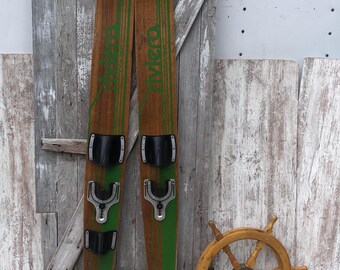Vintage Riviera Wood Water Skis 68