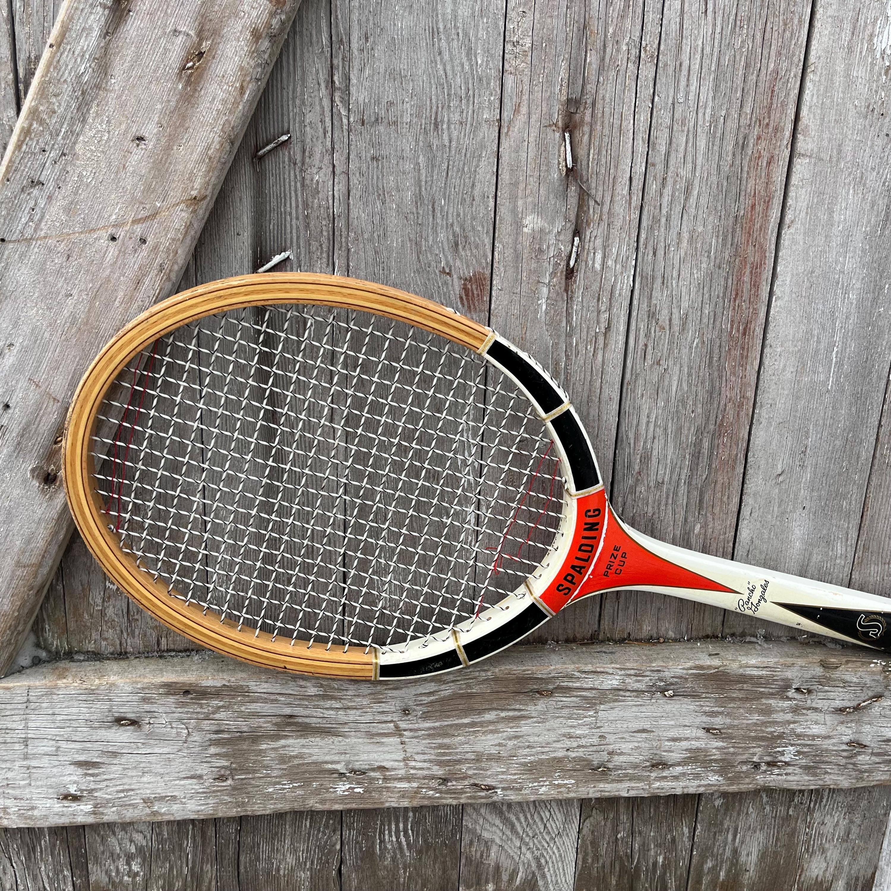 Ancienne Raquette De Tennis En Bois Spalding Pancho Gonzales Avec Presse - Belgique