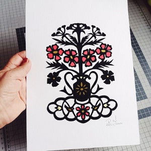 Handmade Papercut Art: Lithuanian Folk Art Floral Vase (A4, Unframed)