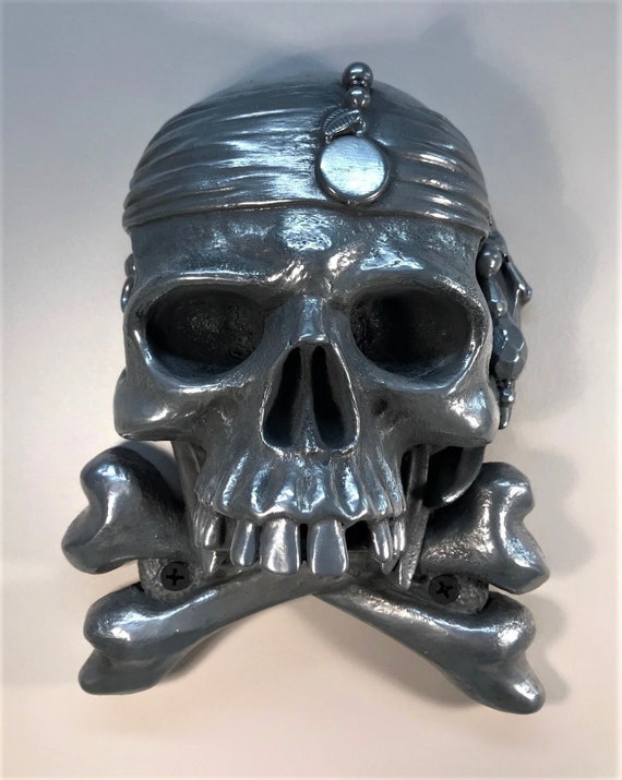 Pirate Skull Wall Mount Bottle Opener Beer Soda Top Haunted House Home Bar Decor Pirate Skull Wall Mount Bottle Opener Beer Soda Top Haunted House Home Bar Decor