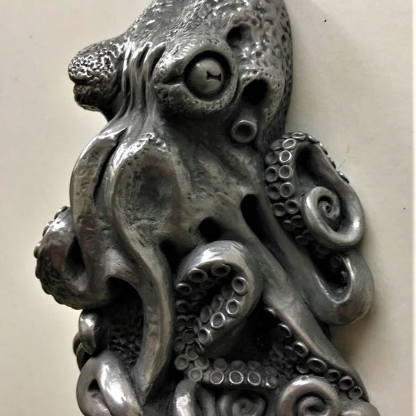 Garden Accessories, Octopus bottle opener.