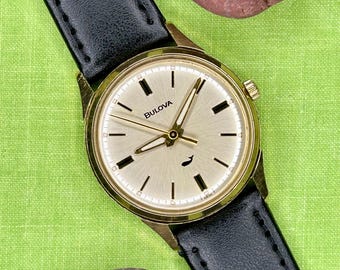 Vintage 1970 Bulova Sea King watch. Serviced, Running and keeping time. Ready to wear!