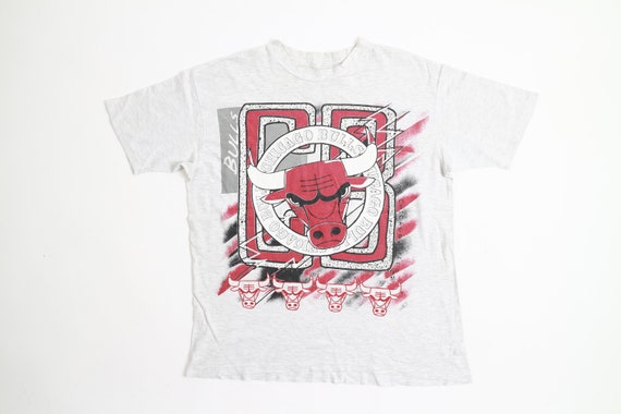 Vintage Chicago Bulls Magic Johnson T-Shirt