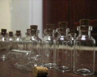 25 5ml Bitty Bottles. Empty Glass Vials. Mini Glass Bottle Charms. Glass Mini Bottles. Miniature Ornaments. Glass Containers With Lids.