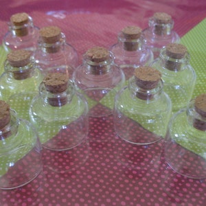 100 10ml Bitty Bottles. 100 Small Glass Bottles With Corks. Glass Bottle Jewelry. Corked Glass Vials. Glass Jars. Small Empty Glass Jars.