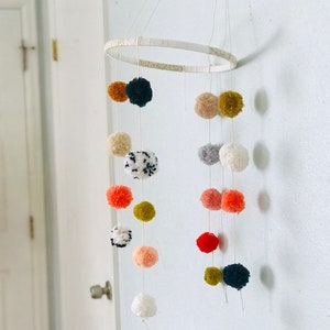 Pompom tassel mobile image 8