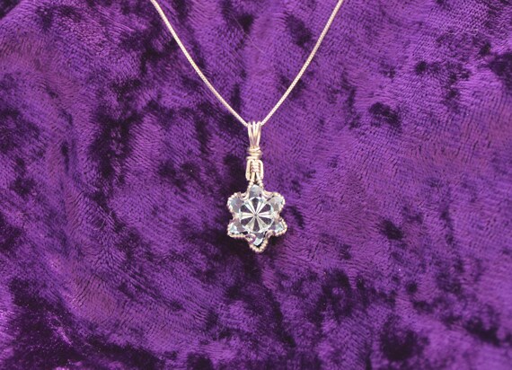 Colorado Topaz Faceted Snowflake Wire Wrapped Pendant in Sterling Silver