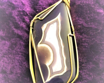 Purple Passion Agate Wire Wrap Pendent in 14kt Gold Fill