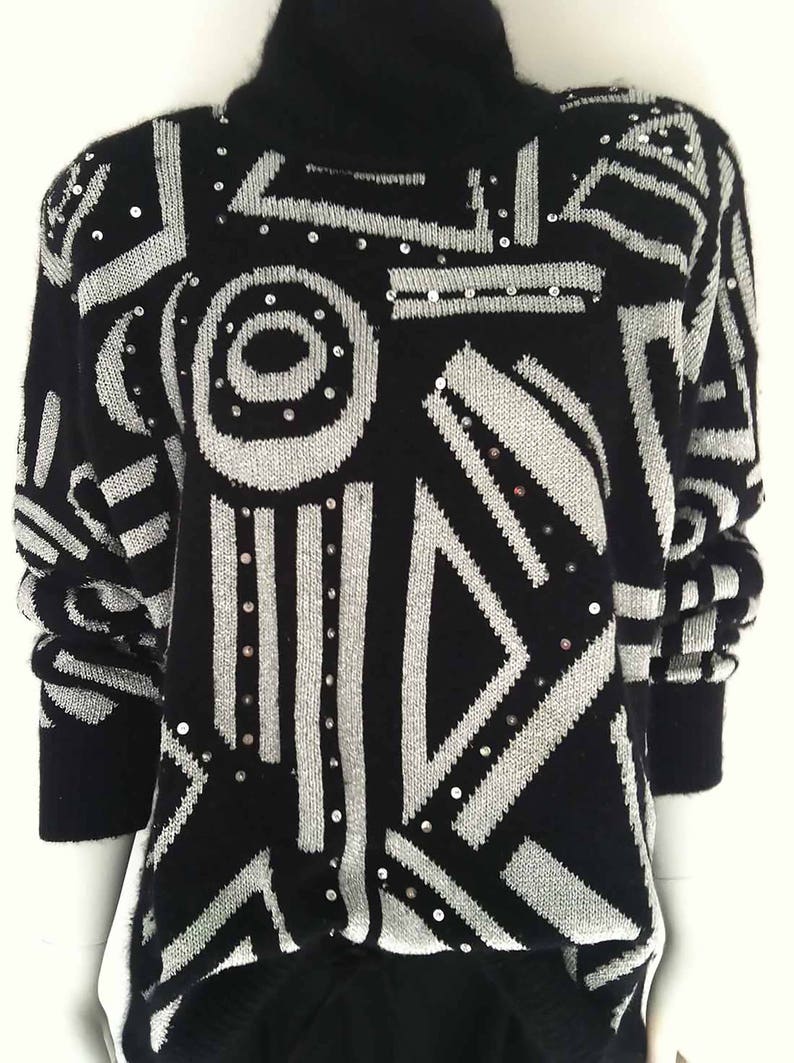 Vintage Women\u2019s Jumper The 80s Dance Party Vintage Turtleneck Sweater Graphic Geo Silk Lambswool Blend Jacquard LS Black Sweater OS