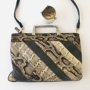 Die Verführerin in Schlangenhaut Vintage 70er Jahre Geldbörse Münzbeutel Crossbody Tasche 2er Set Accessoires Handtasche Abend Clutch