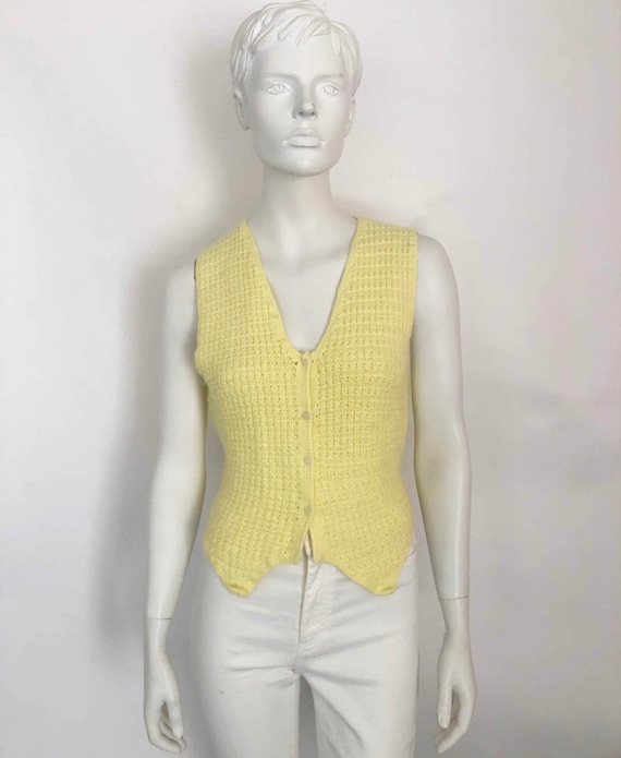 pale yellow vest top