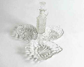 The Oil Crystal Decanter Cruet x Trio of Leaves Serving Plates Vintage 70s Glass Retro Carafe Kitchen Ware