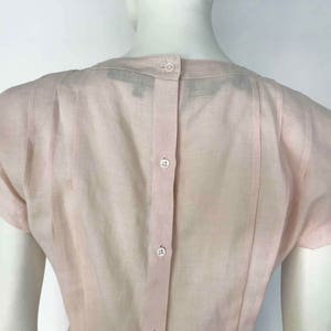 The Blush x Roses Vintage 80s Linen Blouse Pleated Fitted Embroidered Button Back Pale Pink Floral Cap Sleeve Shirt Top image 5