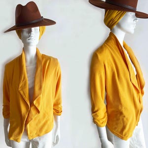 The Tantric Turmeric Jacket Vintage 80s Kimono Wrap Bolero Knit Crepe Casual Shawl Cover