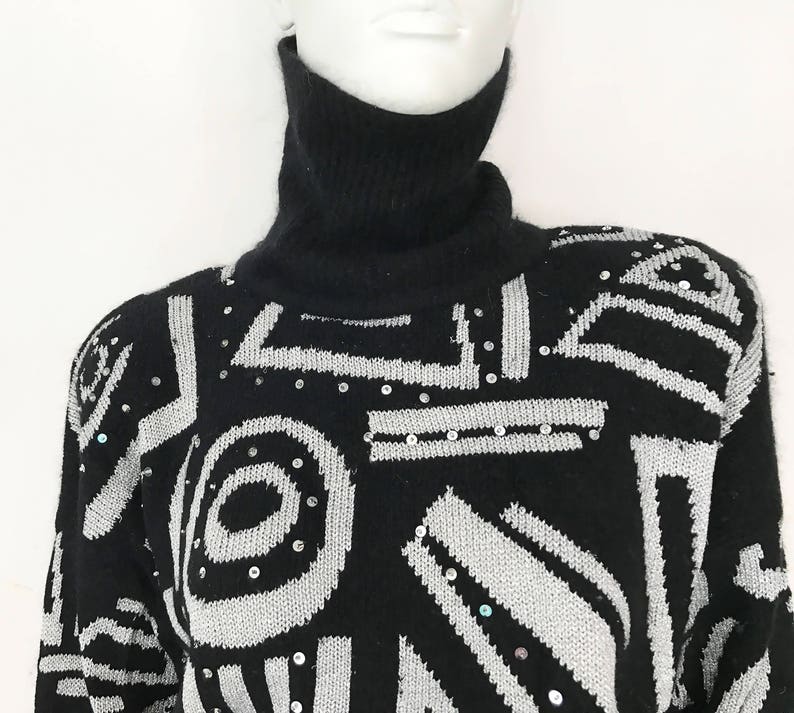 Vintage Women\u2019s Jumper The 80s Dance Party Vintage Turtleneck Sweater Graphic Geo Silk Lambswool Blend Jacquard LS Black Sweater OS