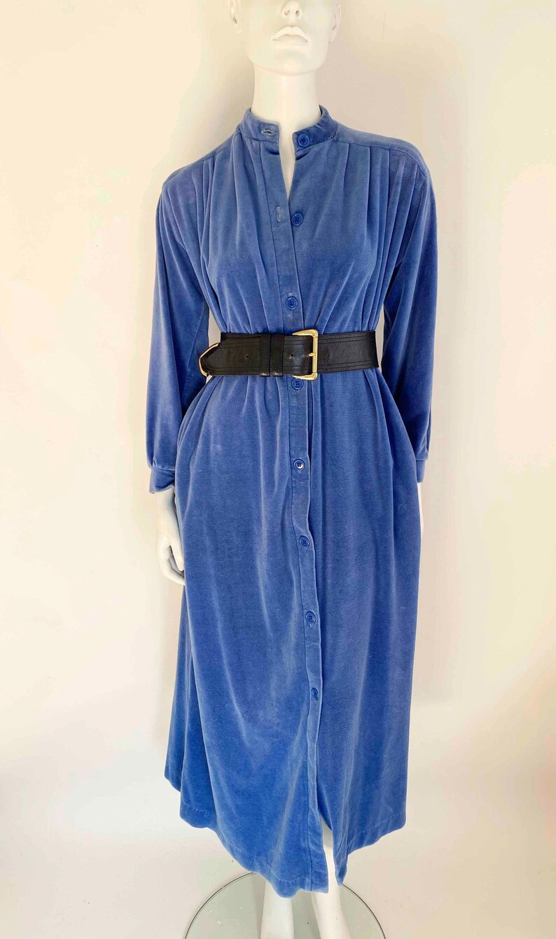 The Velvet Vixen Maxi Dress Vintage 80s Robe Blue Velvet Long Sleeve Classic Long Dress Fall image 3