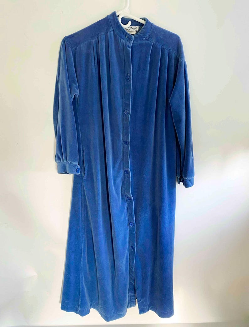 The Velvet Vixen Maxi Dress Vintage 80s Robe Blue Velvet Long Sleeve Classic Long Dress Fall image 6