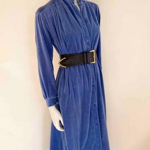 The Velvet Vixen Maxi Dress Vintage 80s Robe Blue Velvet Long Sleeve Classic Long Dress Fall image 4