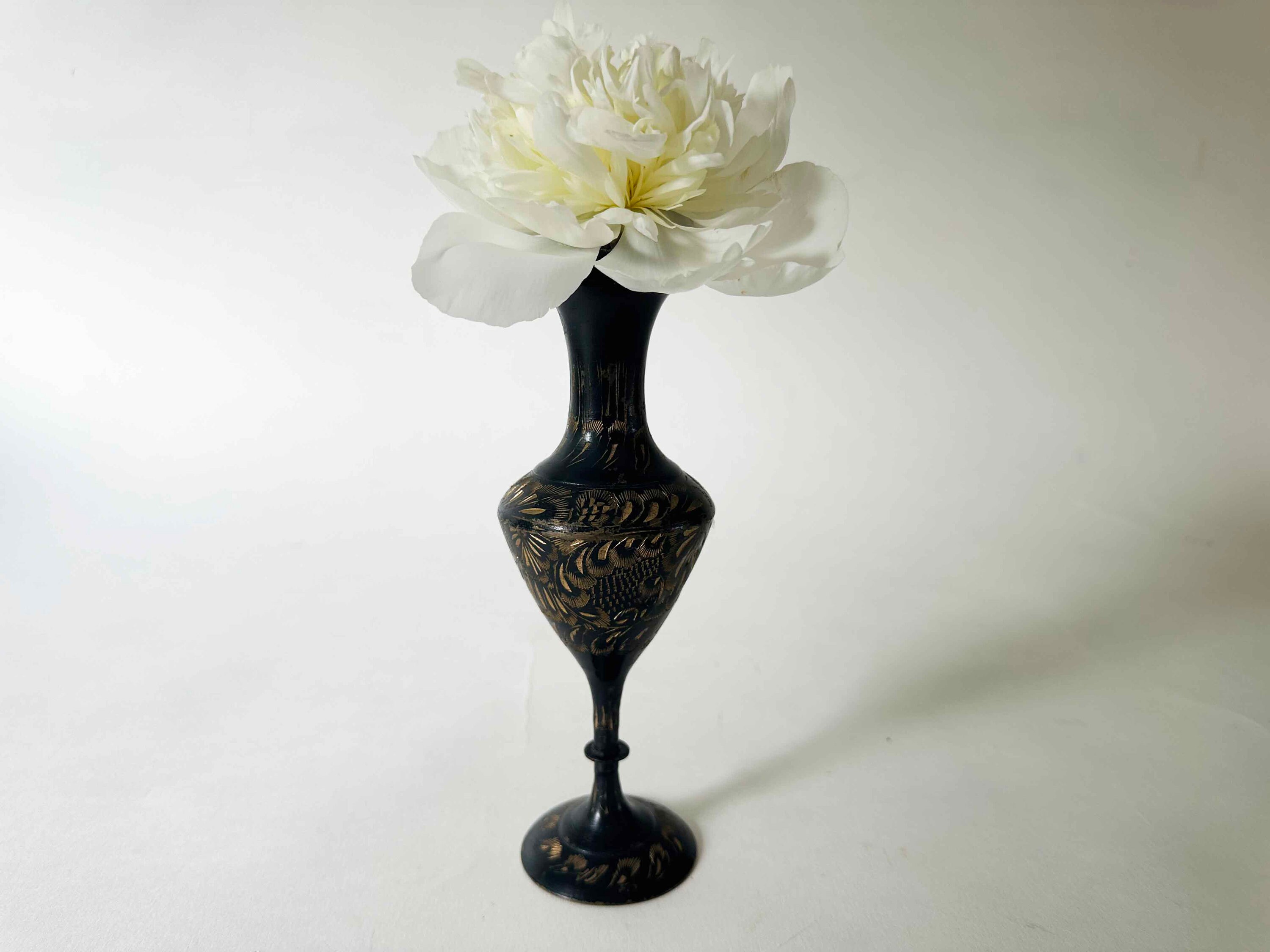 The Majestic Waves x Wind Vintage 60s Vase Metal Gold Etching Fluted Top Floral Vase Boho Asian Decor Objects
