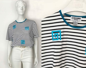 The Scottish Stripes Vintage 90s Striped T-Shirt Top Nautical Striped Geo Embroidered White Black Blue Knit Cotton Jersey Vintage Womens SS