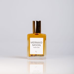 Mermaid Moon Perfume Oil – Coconut Vanilla Musk – Crystal Infused Roll On – Vegan Natural Perfume – Clean Beauty